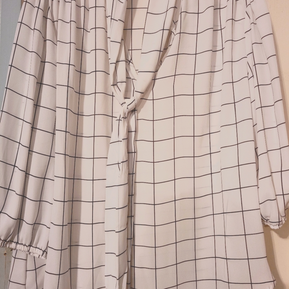 Blouse -N- Tie